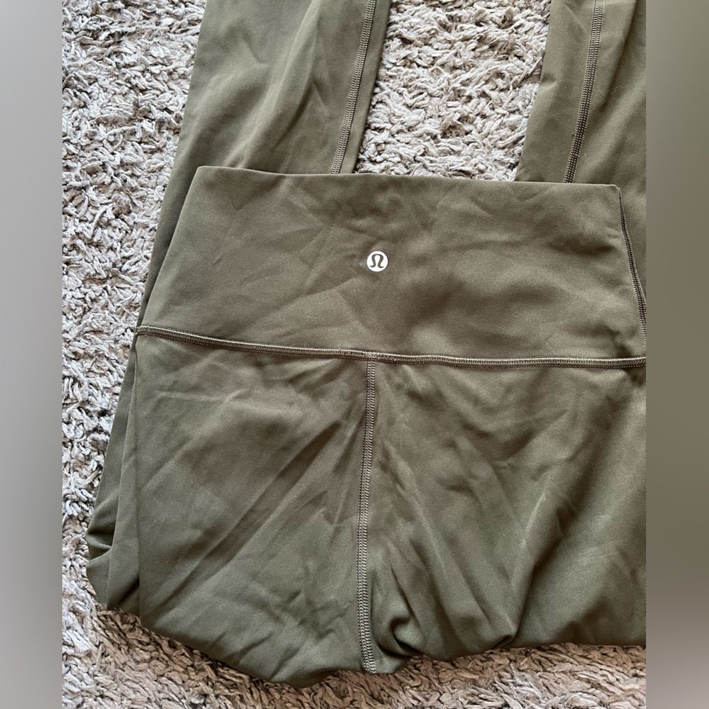 Lululemon Leggings - Picture 4 of 5